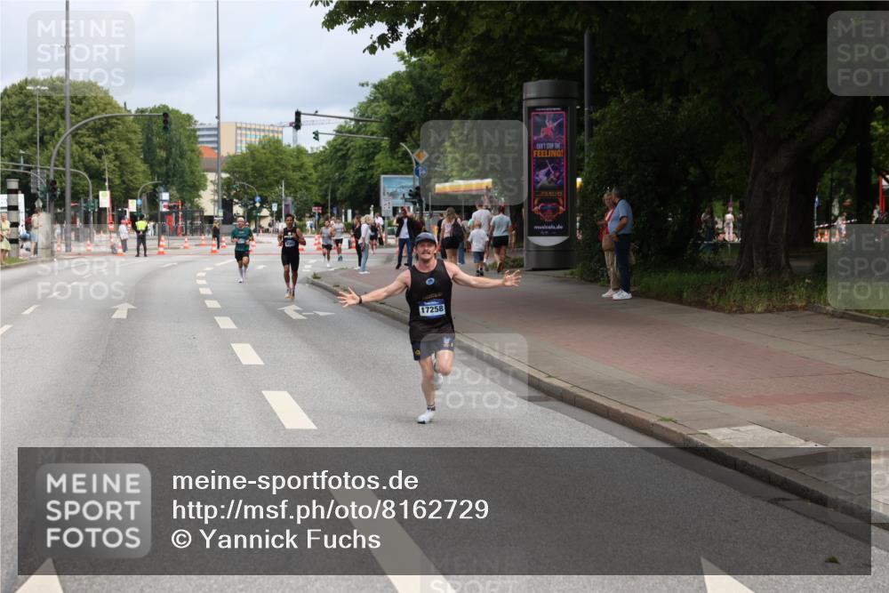 29.06.2025 - hella hamburg halbmarathon Yannick Fuchs http://msf.ph/oto/8162729 29.06.2025 10:21:32 20KM 7380, 9565, 13779, 14728, 16615, 17040, 17258, 18692, 19076 meine-sportfotos.de