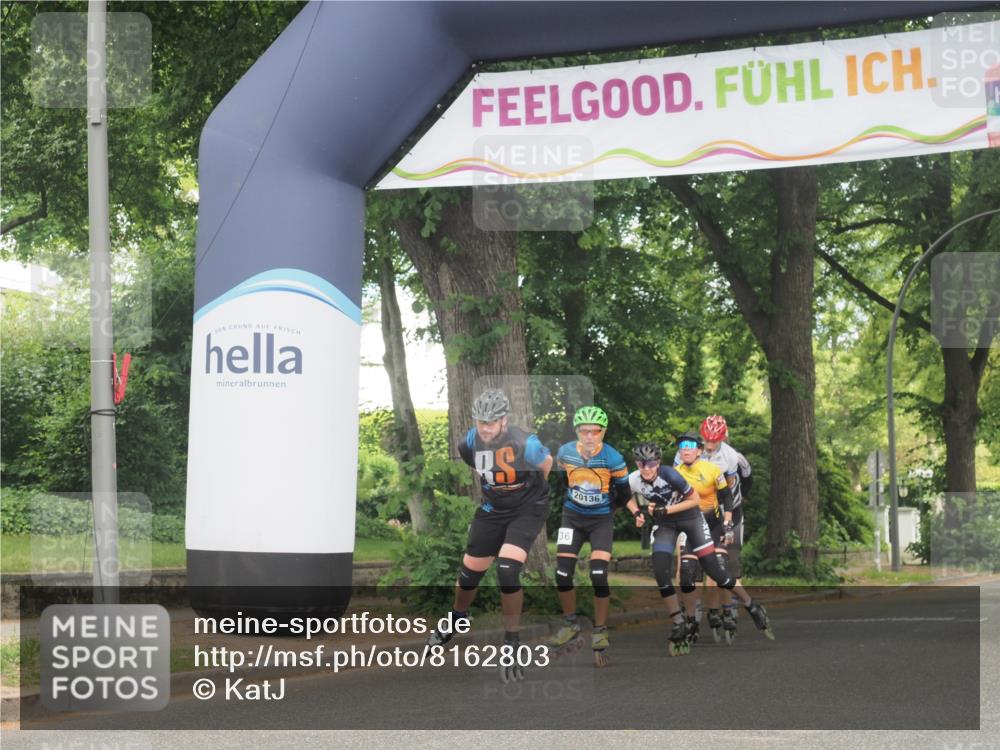 29.06.2025 - hella hamburg halbmarathon KatJ http://msf.ph/oto/8162803 29.06.2025 09:13:24 Zwischen KM18-KM19  meine-sportfotos.de