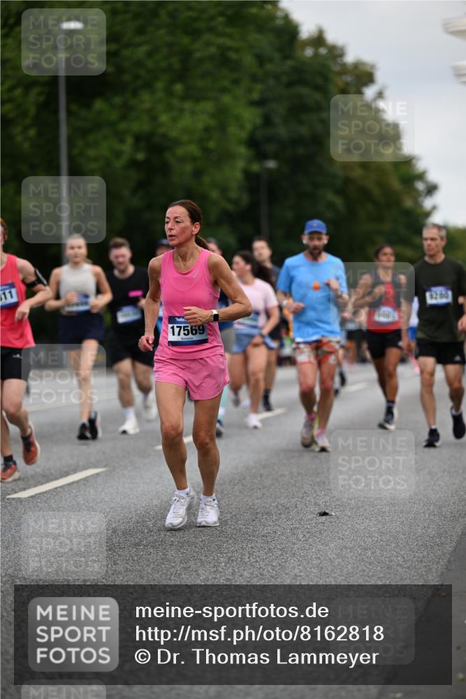 29.06.2025 - hella hamburg halbmarathon Dr. Thomas Lammeyer http://msf.ph/oto/8162818 29.06.2025 10:08:49 Kennedybrücke 1126, 1316, 1559, 2011, 2463, 2698, 2852, 3413, 3994, 4146, 4293, 4538, 4904, 5354, 5365, 6311, 8089, 8217, 9280, 10100, 10213, 10709, 10834, 10962 meine-sportfotos.de