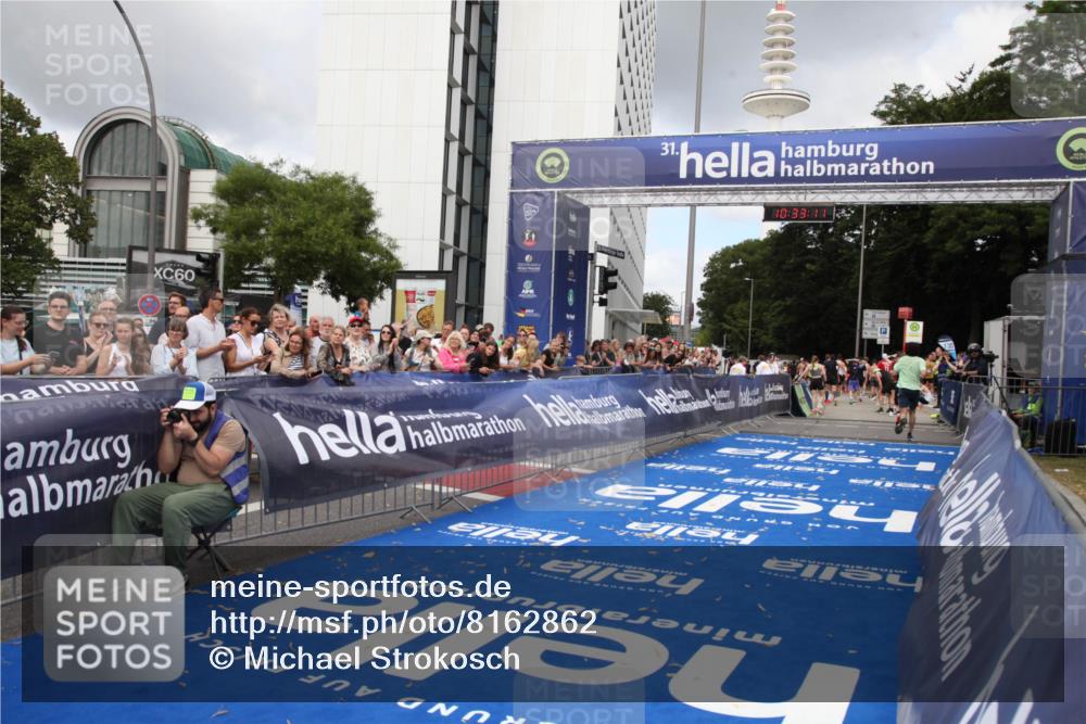 29.06.2025 - hella hamburg halbmarathon Michael Strokosch http://msf.ph/oto/8162862 29.06.2025 10:33:09 Ziel 6473, 11169, 14276, 17802 meine-sportfotos.de