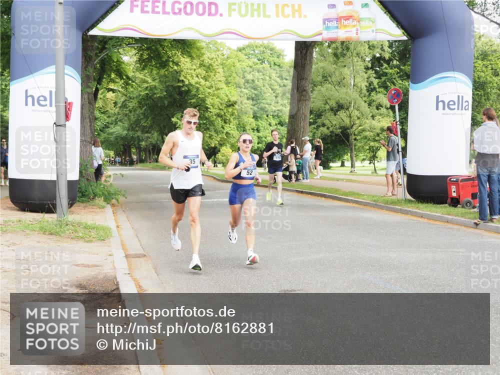 29.06.2025 - hella hamburg halbmarathon MichiJ http://msf.ph/oto/8162881 29.06.2025 10:12:39 Zwischen KM18-KM19 52, 9475, 16548, 17886 meine-sportfotos.de