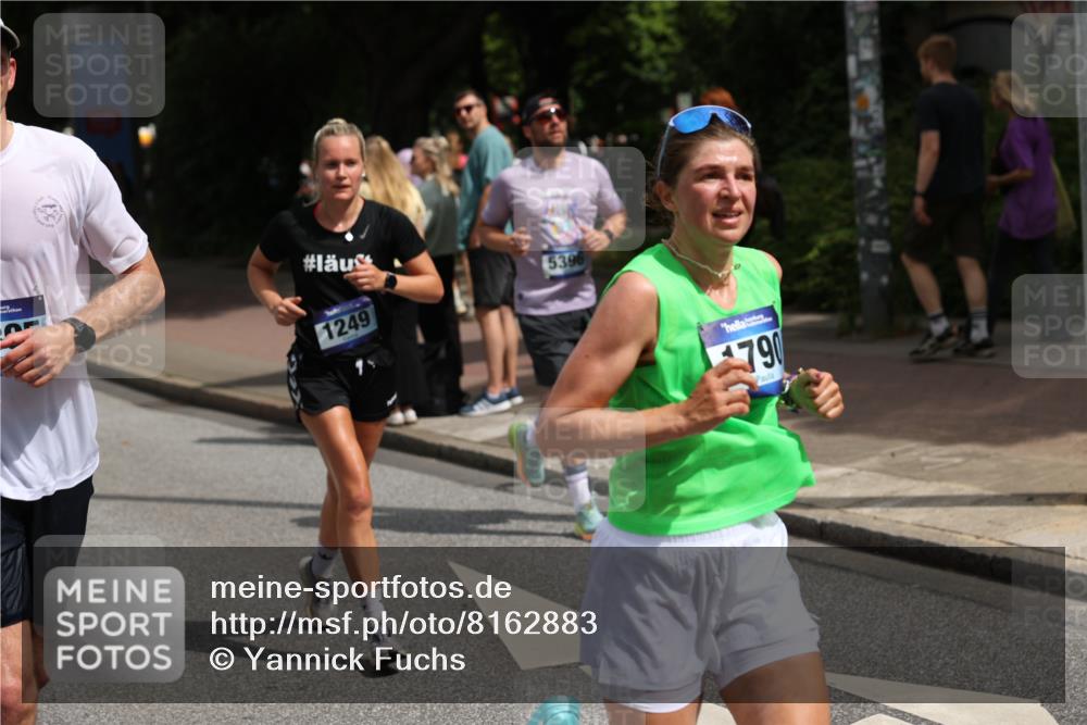 29.06.2025 - hella hamburg halbmarathon Yannick Fuchs http://msf.ph/oto/8162883 29.06.2025 10:59:40 20KM 1249, 1781, 1790, 2782, 4146, 4227, 4499, 5073, 5396, 5742, 7760, 7888, 8219, 8423, 8578, 8894, 8960, 9339, 9477, 9736, 9737, 9829, 10100, 10742, 10781, 11208, 11614, 12313, 12837, 13184, 13481, 13533, 13566, 14176, 15377, 16395, 16989, 17059, 17434, 18128, 18178, 18240, 18261, 18655, 18721, 19162 meine-sportfotos.de