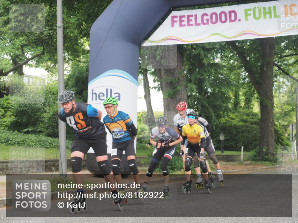 29.06.2025 - hella hamburg halbmarathon KatJ http://msf.ph/oto/8162922 29.06.2025 09:13:25 Zwischen KM18-KM19  meine-sportfotos.de