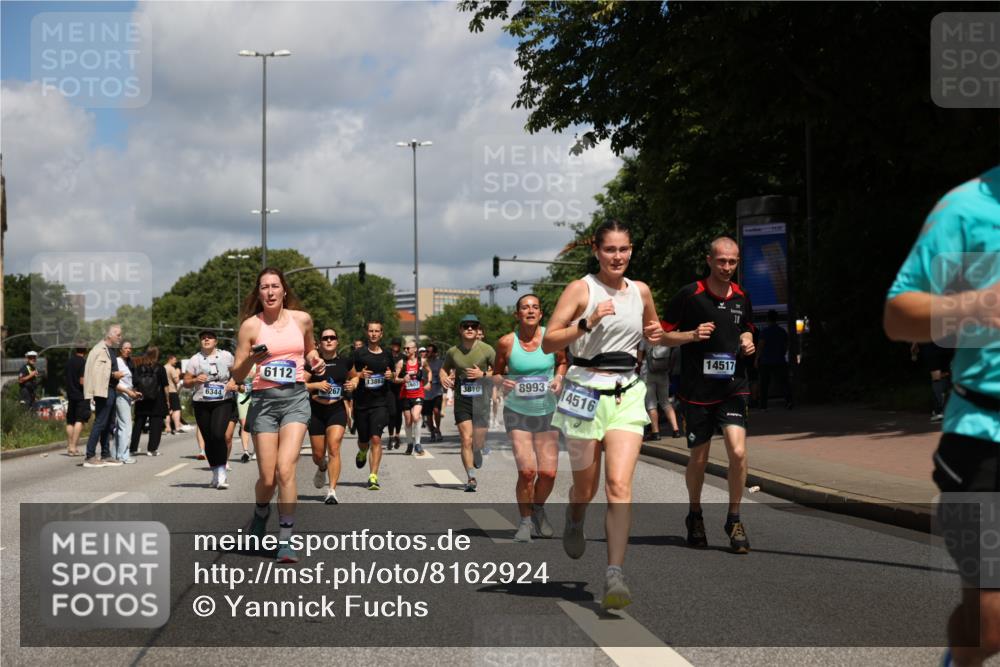 29.06.2025 - hella hamburg halbmarathon Yannick Fuchs http://msf.ph/oto/8162924 29.06.2025 11:37:28 20KM 1337, 1465, 1661, 1685, 1721, 2299, 2572, 3607, 3810, 3884, 4271, 4756, 4921, 5229, 5249, 6112, 6189, 6751, 7733, 8048, 8560, 8739, 8745, 8993, 9331, 9333, 9455, 9644, 10145, 10626, 10627, 11087, 11097, 11479, 11621, 11637, 11816, 11817, 12028, 12150, 12382, 12625, 12687, 12688, 13018, 13030, 13195, 13577, 13600, 13602, 13848, 13862, 13952, 14037, 14406, 14516, 14517, 15669, 15992, 16260, 16559, 16782, 17267, 17368, 17666, 17879, 18160, 18544, 18918 meine-sportfotos.de