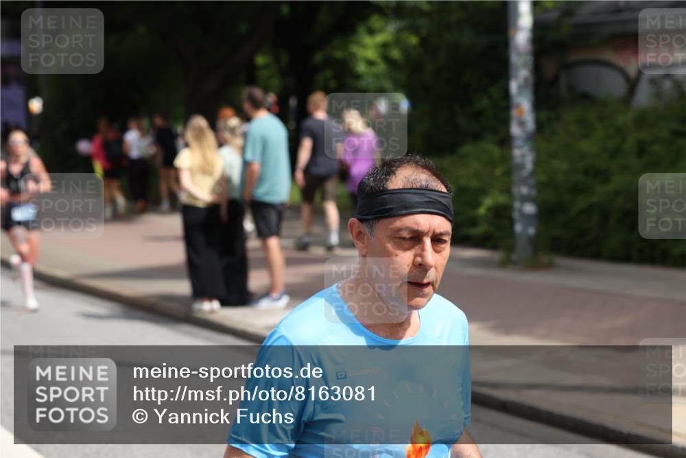 29.06.2025 - hella hamburg halbmarathon Yannick Fuchs http://msf.ph/oto/8163081 29.06.2025 10:59:43 20KM 1249, 1781, 1790, 2782, 4146, 4187, 4227, 4499, 5073, 5396, 5742, 7760, 7888, 8423, 8578, 8894, 8960, 9339, 9477, 9736, 9737, 9829, 10100, 10742, 10781, 11208, 11614, 11887, 12313, 12837, 13184, 13481, 13533, 13566, 14176, 15377, 16395, 16989, 17059, 17434, 18128, 18178, 18240, 18261, 18655, 18721, 18827 meine-sportfotos.de