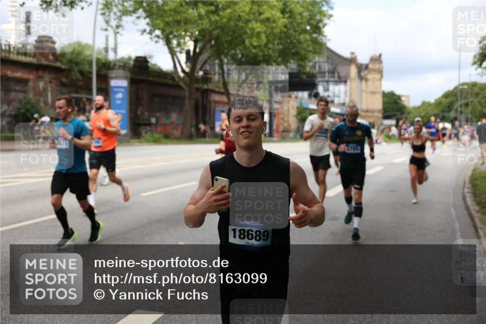 29.06.2025 - hella hamburg halbmarathon Yannick Fuchs http://msf.ph/oto/8163099 29.06.2025 10:39:40 20KM 1171, 2098, 2188, 2367, 2470, 3785, 3917, 4997, 5623, 5706, 6054, 6266, 6375, 6575, 6819, 6831, 7087, 7167, 7325, 7709, 7843, 8871, 9105, 9710, 9720, 10064, 10741, 11291, 11688, 11821, 12154, 12161, 12643, 12783, 13919, 15365, 15651, 15666, 15760, 16617, 16685, 16689, 16725, 16834, 17381, 17382, 17544, 17960, 18055, 18185, 18407, 18638, 18689, 18718, 18862, 19116 meine-sportfotos.de