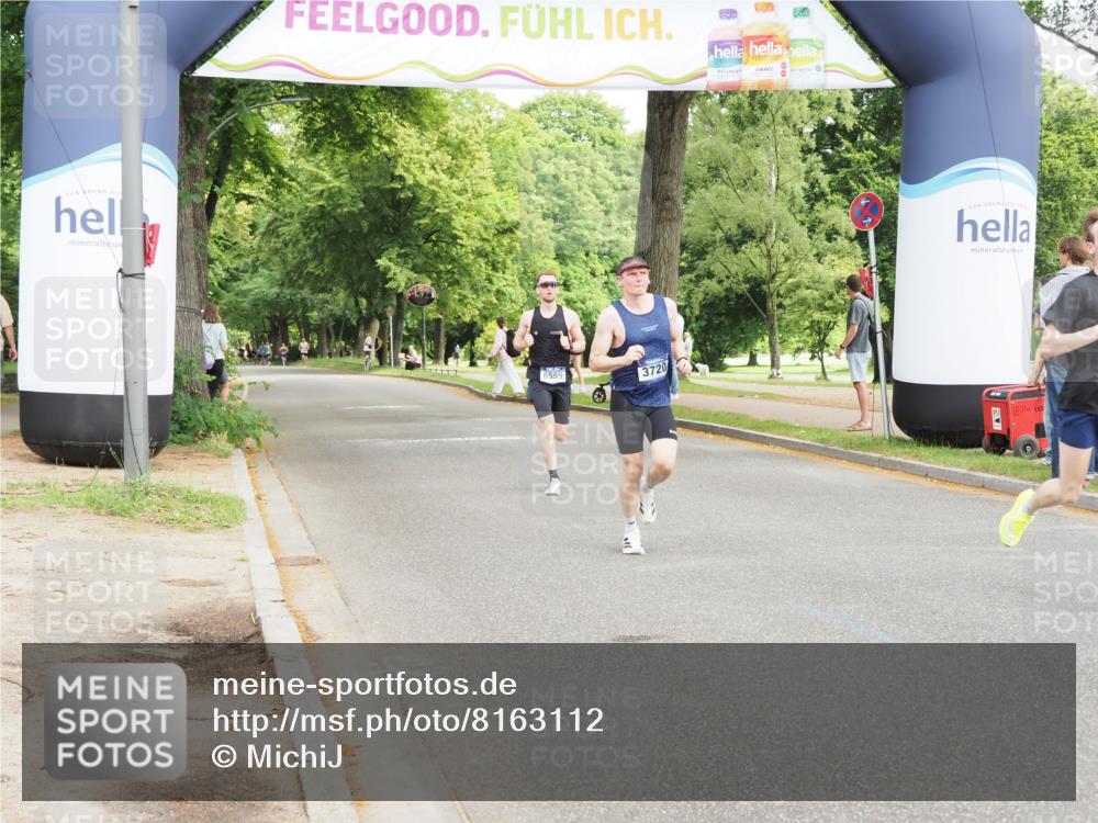 29.06.2025 - hella hamburg halbmarathon MichiJ http://msf.ph/oto/8163112 29.06.2025 10:12:42 Zwischen KM18-KM19 35, 52, 6559, 9475, 13751, 16548, 17886 meine-sportfotos.de
