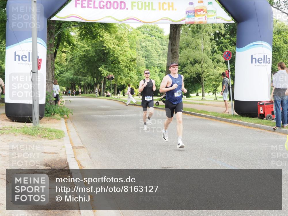 29.06.2025 - hella hamburg halbmarathon MichiJ http://msf.ph/oto/8163127 29.06.2025 10:12:42 Zwischen KM18-KM19 35, 52, 6559, 9475, 13751, 16548, 17886 meine-sportfotos.de