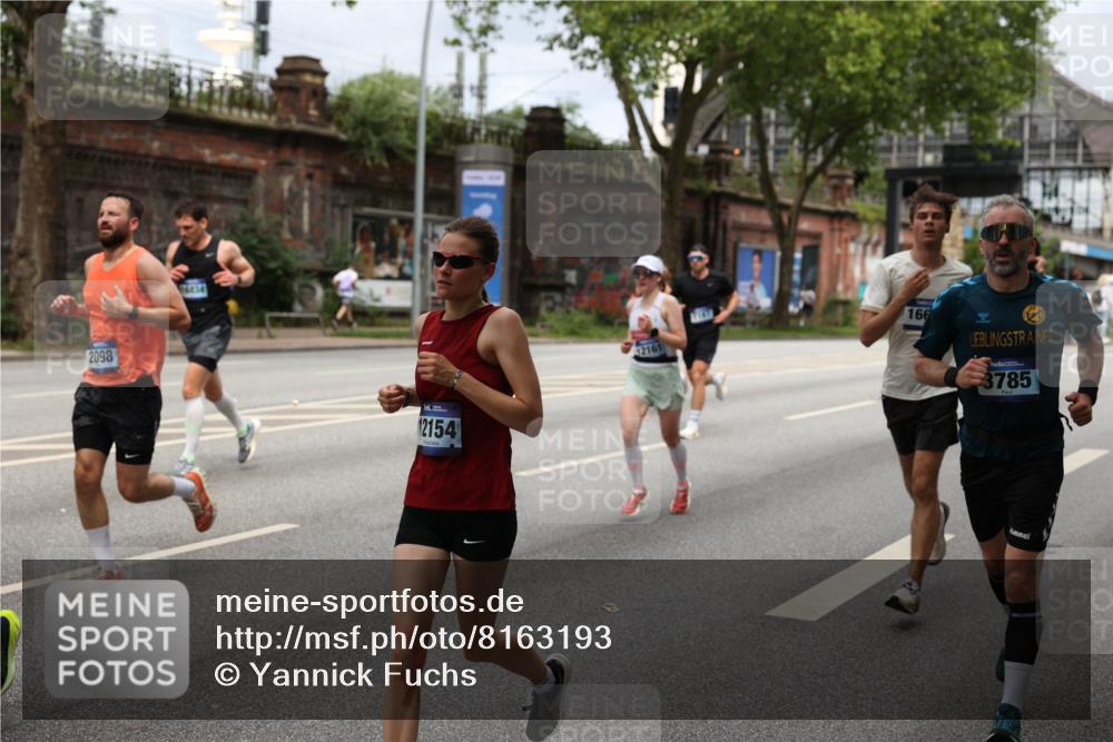29.06.2025 - hella hamburg halbmarathon Yannick Fuchs http://msf.ph/oto/8163193 29.06.2025 10:39:41 20KM 1171, 2098, 2188, 2367, 2470, 3785, 4997, 5623, 5706, 6054, 6266, 6375, 6575, 6819, 6831, 7087, 7167, 7325, 7709, 7843, 8871, 9105, 9710, 9720, 10064, 10741, 11291, 11688, 11821, 12154, 12161, 12643, 12783, 13919, 15365, 15651, 15666, 15760, 16617, 16685, 16689, 16725, 16834, 17544, 17960, 18055, 18185, 18407, 18638, 18689, 18718, 18862, 19116 meine-sportfotos.de