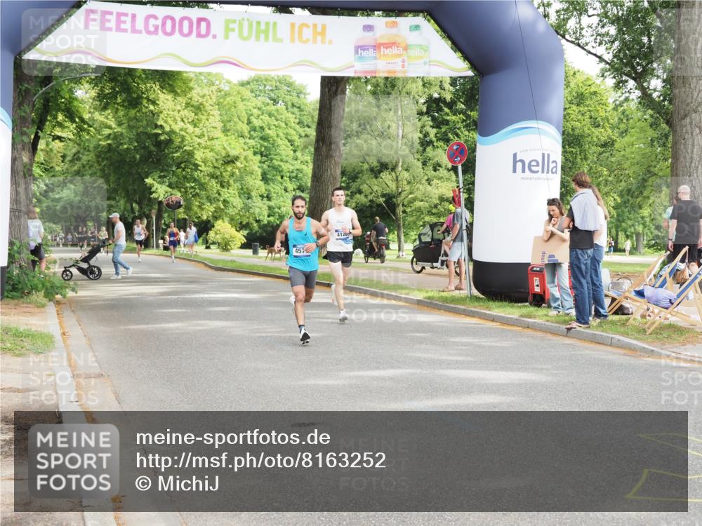29.06.2025 - hella hamburg halbmarathon MichiJ http://msf.ph/oto/8163252 29.06.2025 10:13:03 Zwischen KM18-KM19 4571 meine-sportfotos.de