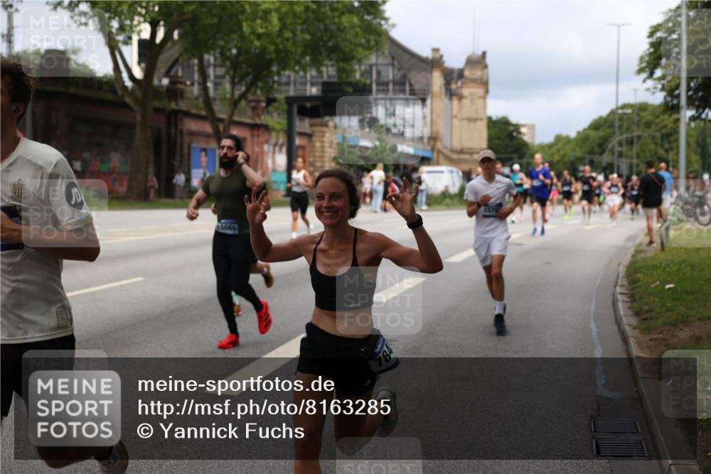 29.06.2025 - hella hamburg halbmarathon Yannick Fuchs http://msf.ph/oto/8163285 29.06.2025 10:39:42 20KM 2098, 2188, 2367, 2470, 3785, 4997, 5623, 5648, 5706, 6054, 6375, 6819, 6831, 7087, 7167, 7325, 7709, 7843, 8871, 9105, 9710, 9720, 10064, 10741, 11291, 11688, 11821, 12154, 12161, 12643, 12783, 13919, 14374, 15365, 15636, 15651, 15666, 15760, 16617, 16685, 16689, 16725, 16834, 17544, 17960, 18055, 18185, 18407, 18638, 18689, 18718, 18862, 19116 meine-sportfotos.de