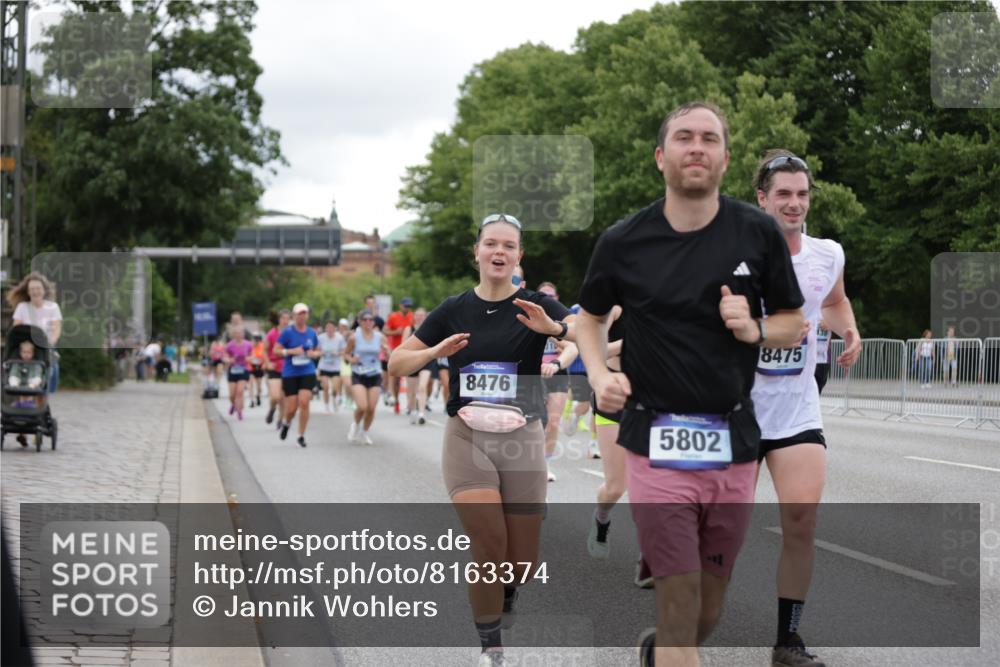 29.06.2025 - hella hamburg halbmarathon Jannik Wohlers http://msf.ph/oto/8163374 29.06.2025 11:03:56 Lombardsbrücke 1491, 1649, 2310, 2321, 2935, 3180, 3394, 3759, 3760, 4742, 4936, 5425, 5485, 5802, 7353, 7438, 8225, 8475, 8476, 8568, 9218, 9330, 9343, 9760, 9797, 10394, 11235, 11997, 12118, 12245, 12486, 12884, 13294, 13723, 14116, 14151, 14169, 14748, 14837, 14910, 14973, 15201, 15668, 16283, 16294, 16895, 17420, 17457, 18017, 18072, 18073, 18244, 18408, 19005, 19238 meine-sportfotos.de