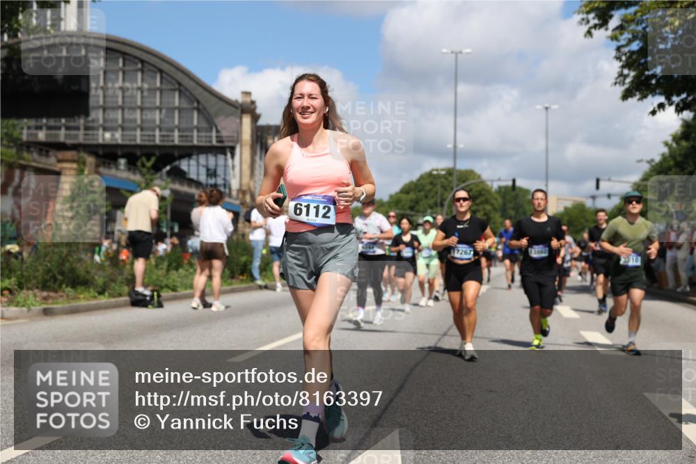 29.06.2025 - hella hamburg halbmarathon Yannick Fuchs http://msf.ph/oto/8163397 29.06.2025 11:37:30 20KM 1337, 1661, 1685, 1721, 2299, 2572, 3607, 3810, 3884, 4612, 4756, 4921, 5139, 5229, 5249, 6112, 6189, 6250, 6344, 6751, 8560, 8739, 8745, 8993, 9331, 9333, 9455, 9644, 10145, 10626, 10627, 11097, 11479, 11621, 11637, 11816, 11817, 12028, 12150, 12382, 12625, 12687, 12688, 13018, 13195, 13577, 13600, 13602, 13848, 13862, 13952, 14037, 14406, 14516, 14517, 15669, 15992, 16260, 16559, 16782, 17267, 17368, 17666, 17879, 18160, 18544, 18918 meine-sportfotos.de