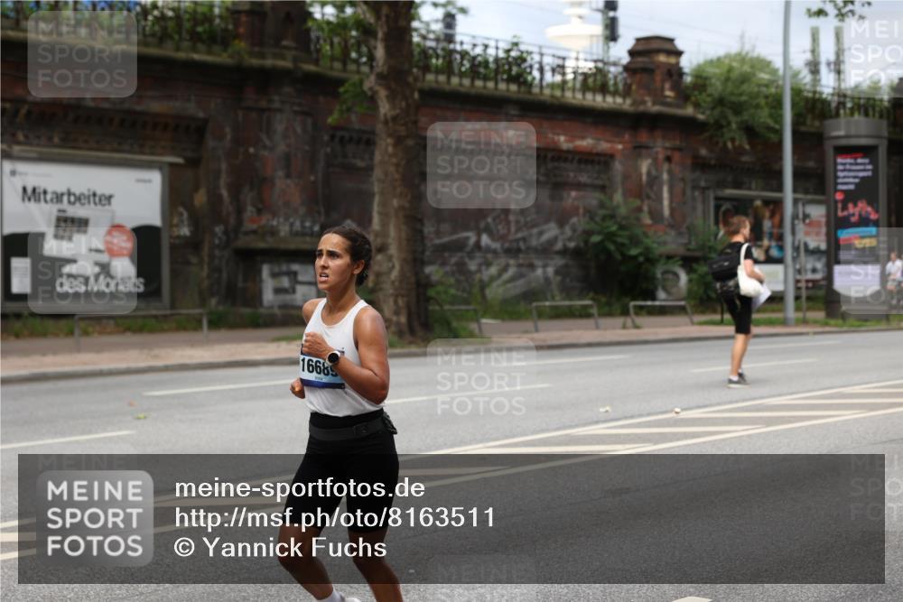 29.06.2025 - hella hamburg halbmarathon Yannick Fuchs http://msf.ph/oto/8163511 29.06.2025 10:39:46 20KM 2188, 2270, 2367, 2470, 4277, 4997, 5623, 5648, 5706, 6054, 6375, 6819, 6831, 7056, 7087, 7167, 7325, 7709, 8374, 9105, 9710, 9720, 10064, 10741, 11291, 11688, 11821, 12643, 12783, 13919, 14374, 14764, 15365, 15636, 15651, 15666, 15760, 16617, 16689, 16725, 17544, 17960, 18055, 18185, 18346, 18407, 18638, 18862, 19116 meine-sportfotos.de