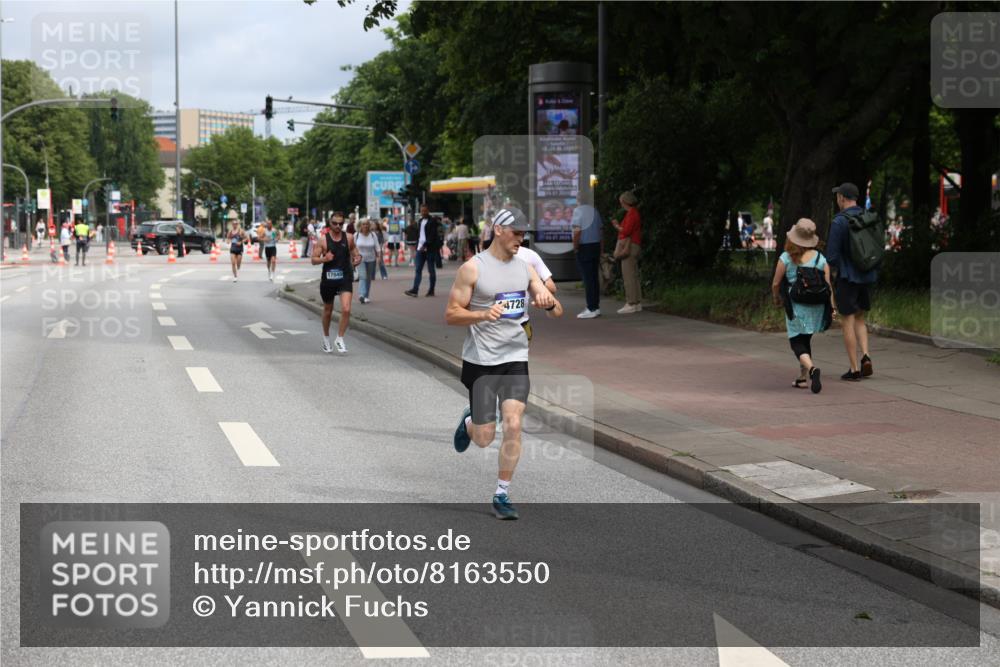 29.06.2025 - hella hamburg halbmarathon Yannick Fuchs http://msf.ph/oto/8163550 29.06.2025 10:21:46 20KM 7380, 9565, 12641, 12992, 13779, 13780, 14728, 17040, 18692, 19076 meine-sportfotos.de