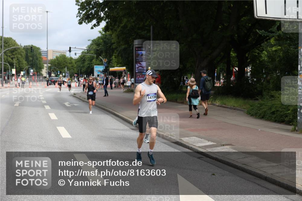 29.06.2025 - hella hamburg halbmarathon Yannick Fuchs http://msf.ph/oto/8163603 29.06.2025 10:21:47 20KM 7380, 9565, 12641, 12992, 13779, 13780, 14728, 17040, 18692, 19076 meine-sportfotos.de