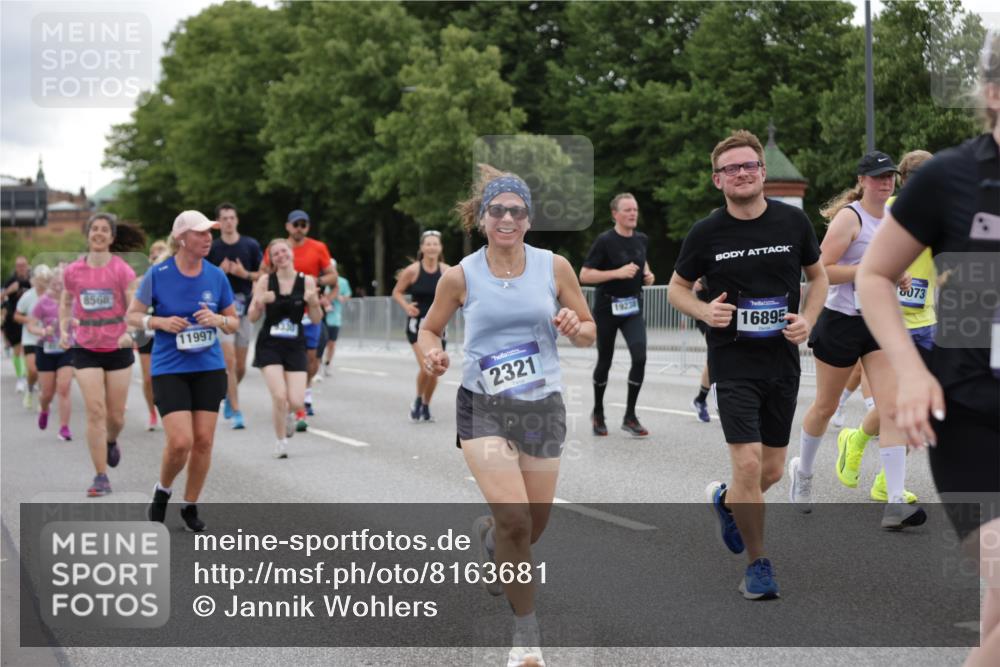 29.06.2025 - hella hamburg halbmarathon Jannik Wohlers http://msf.ph/oto/8163681 29.06.2025 11:04:02 Lombardsbrücke 1491, 1649, 2310, 2321, 2935, 3180, 3235, 3335, 3394, 3455, 3528, 3759, 3760, 3793, 4742, 5425, 5485, 5766, 5802, 7353, 7438, 8225, 8475, 8476, 8568, 9014, 9218, 9330, 9760, 9797, 10012, 10482, 11254, 11978, 11997, 12118, 12884, 14116, 14151, 14169, 14723, 14748, 14837, 14910, 14960, 15201, 16294, 16895, 17420, 18017, 18072, 18073, 18408, 19005, 19238 meine-sportfotos.de