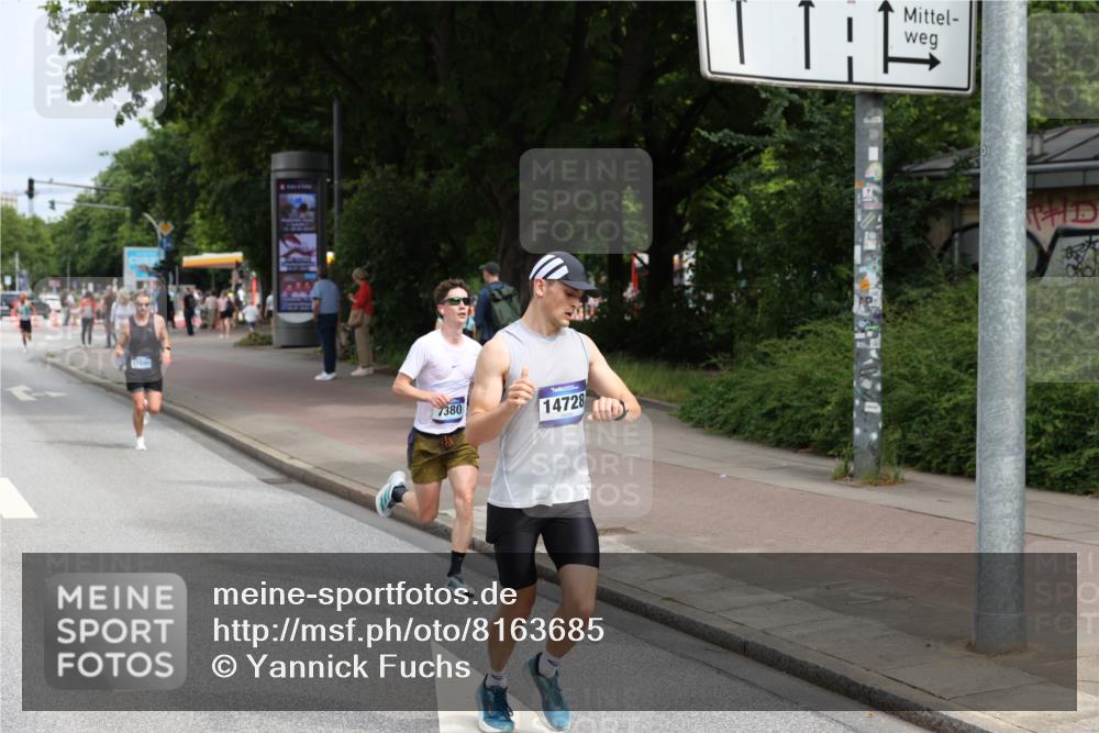 29.06.2025 - hella hamburg halbmarathon Yannick Fuchs http://msf.ph/oto/8163685 29.06.2025 10:21:48 20KM 7380, 9565, 12641, 12992, 13779, 13780, 14728, 17040, 18692, 19076 meine-sportfotos.de