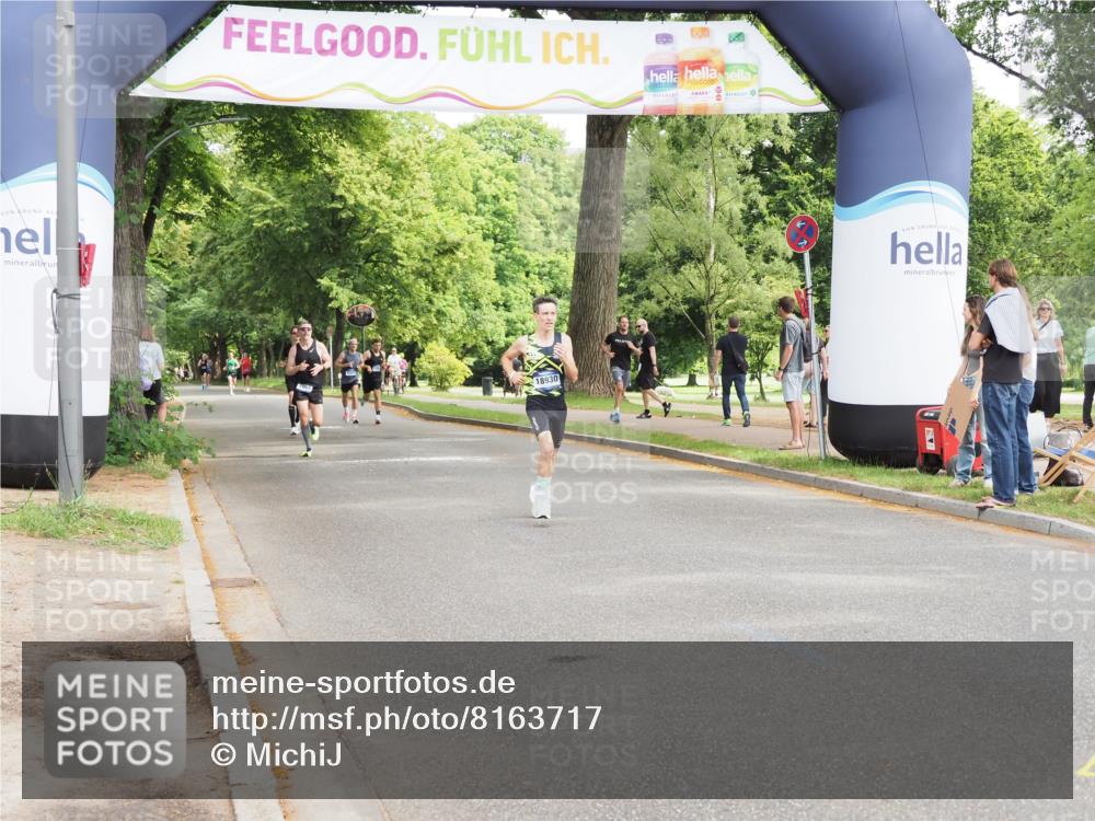 29.06.2025 - hella hamburg halbmarathon MichiJ http://msf.ph/oto/8163717 29.06.2025 10:13:16 Zwischen KM18-KM19 9151, 18897 meine-sportfotos.de