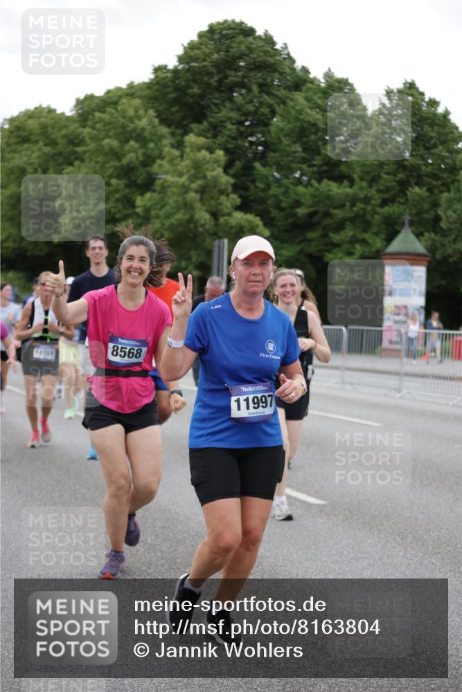 29.06.2025 - hella hamburg halbmarathon Jannik Wohlers http://msf.ph/oto/8163804 29.06.2025 11:04:04 Lombardsbrücke 1491, 1649, 2310, 2321, 3180, 3235, 3335, 3394, 3455, 3528, 3759, 3760, 3793, 4742, 4935, 5425, 5485, 5619, 5766, 6499, 7353, 7438, 8225, 8475, 8476, 8568, 9014, 9218, 9330, 9760, 9797, 10012, 10482, 11254, 11978, 11997, 12118, 12884, 14116, 14151, 14169, 14723, 14748, 14837, 14910, 14960, 16294, 16895, 17420, 18017, 18072, 18073, 18085, 18408, 19005, 19238 meine-sportfotos.de
