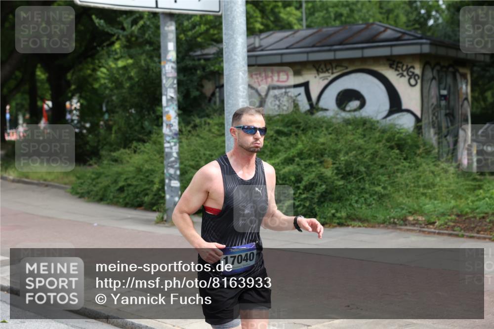 29.06.2025 - hella hamburg halbmarathon Yannick Fuchs http://msf.ph/oto/8163933 29.06.2025 10:21:51 20KM 1065, 7380, 12641, 12992, 13780, 14728, 15023, 15671, 17040, 18692, 19076 meine-sportfotos.de
