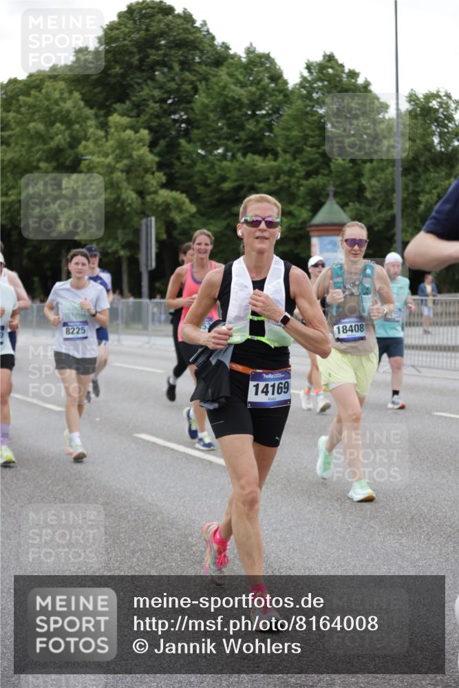 29.06.2025 - hella hamburg halbmarathon Jannik Wohlers http://msf.ph/oto/8164008 29.06.2025 11:04:08 Lombardsbrücke 1491, 1649, 2310, 2321, 3180, 3235, 3335, 3394, 3455, 3528, 3793, 4742, 4935, 5425, 5485, 5619, 5766, 6499, 7353, 7438, 8103, 8225, 8568, 9014, 9330, 9760, 10012, 10482, 11254, 11978, 11997, 12884, 14151, 14169, 14723, 14748, 14837, 14910, 14960, 15007, 16294, 16895, 17420, 18017, 18072, 18073, 18085, 18408, 19238 meine-sportfotos.de