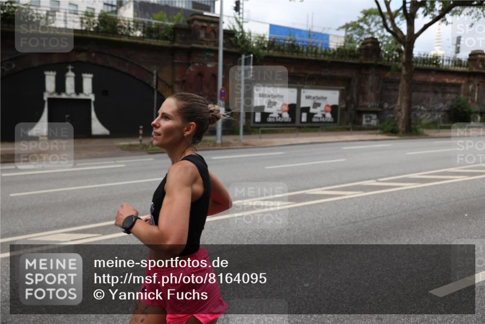 29.06.2025 - hella hamburg halbmarathon Yannick Fuchs http://msf.ph/oto/8164095 29.06.2025 10:39:56 20KM 2188, 2270, 2367, 2470, 2590, 2707, 3056, 3186, 4277, 4854, 5623, 5648, 5706, 6054, 6071, 6290, 6819, 6831, 7056, 7385, 7709, 8374, 9105, 9585, 9710, 11291, 11495, 11821, 12643, 12783, 13919, 14374, 14385, 14764, 15365, 15563, 15636, 16513, 16617, 16725, 17499, 17544, 17674, 17835, 17960, 18081, 18185, 18346, 18407, 18637, 18862, 18878, 19116 meine-sportfotos.de
