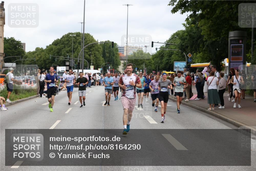 29.06.2025 - hella hamburg halbmarathon Yannick Fuchs http://msf.ph/oto/8164290 29.06.2025 10:59:51 20KM 1249, 1559, 1790, 2782, 3039, 3199, 4146, 4187, 4613, 5396, 5742, 6585, 7888, 7935, 8423, 8578, 8894, 9339, 9405, 9477, 9829, 10100, 10781, 11208, 11614, 11887, 12255, 12313, 12837, 14176, 14306, 14607, 15377, 15963, 16166, 16395, 17059, 17321, 17866, 18199, 18240, 18261, 18525, 18655, 18721, 18726, 18827, 19173 meine-sportfotos.de