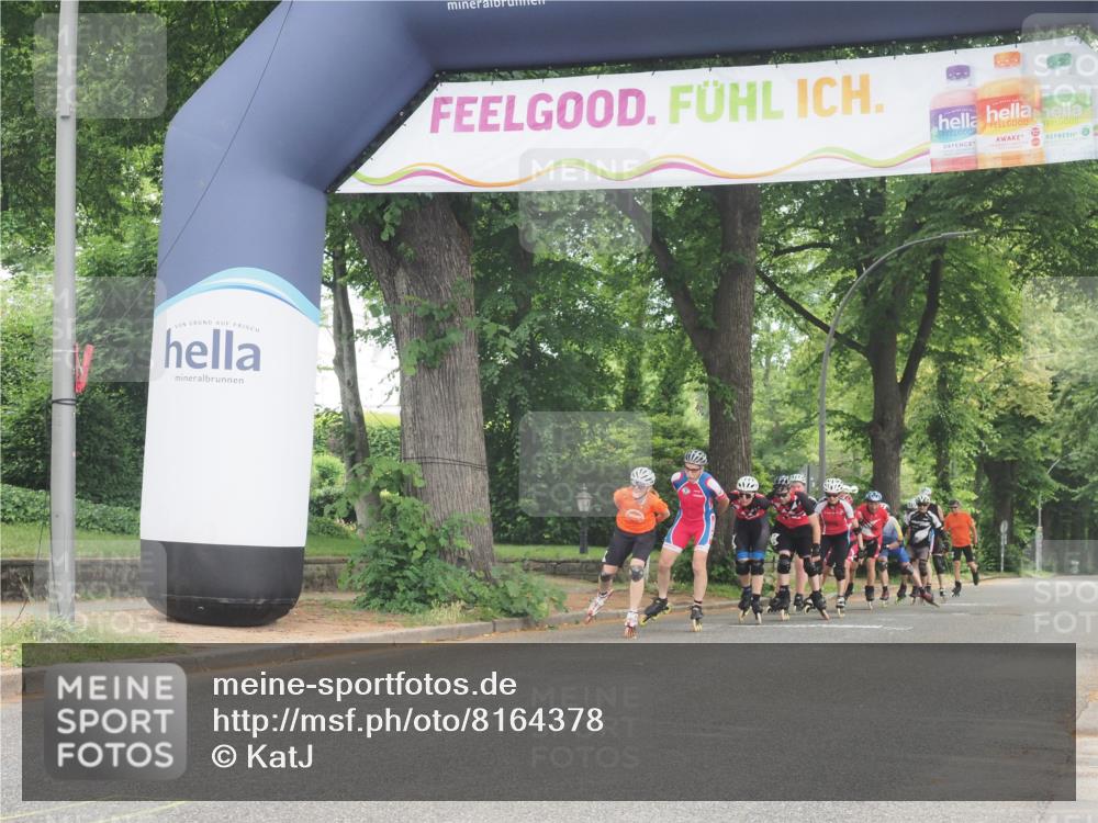 29.06.2025 - hella hamburg halbmarathon KatJ http://msf.ph/oto/8164378 29.06.2025 09:14:18 Zwischen KM18-KM19  meine-sportfotos.de