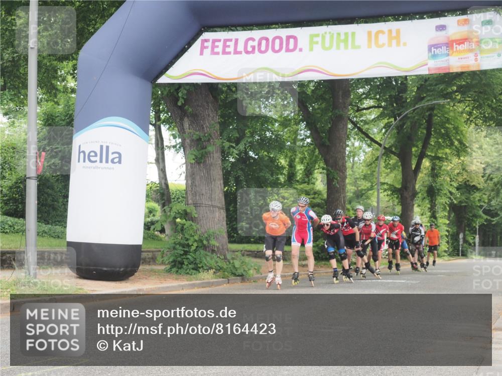 29.06.2025 - hella hamburg halbmarathon KatJ http://msf.ph/oto/8164423 29.06.2025 09:14:19 Zwischen KM18-KM19  meine-sportfotos.de
