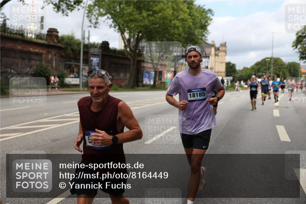 29.06.2025 - hella hamburg halbmarathon Yannick Fuchs http://msf.ph/oto/8164449 29.06.2025 10:40:01 20KM 2138, 2270, 2367, 2590, 2707, 3056, 3186, 3477, 4277, 4854, 5623, 5648, 5706, 6054, 6071, 6290, 6711, 6831, 7056, 7385, 7450, 8374, 9105, 9585, 9710, 10792, 10796, 11291, 11495, 11821, 12084, 12277, 12643, 13525, 13919, 14374, 14385, 14764, 14911, 15563, 15636, 16513, 16617, 16624, 16725, 17499, 17674, 17835, 17960, 18081, 18185, 18346, 18407, 18637, 18862, 18878 meine-sportfotos.de