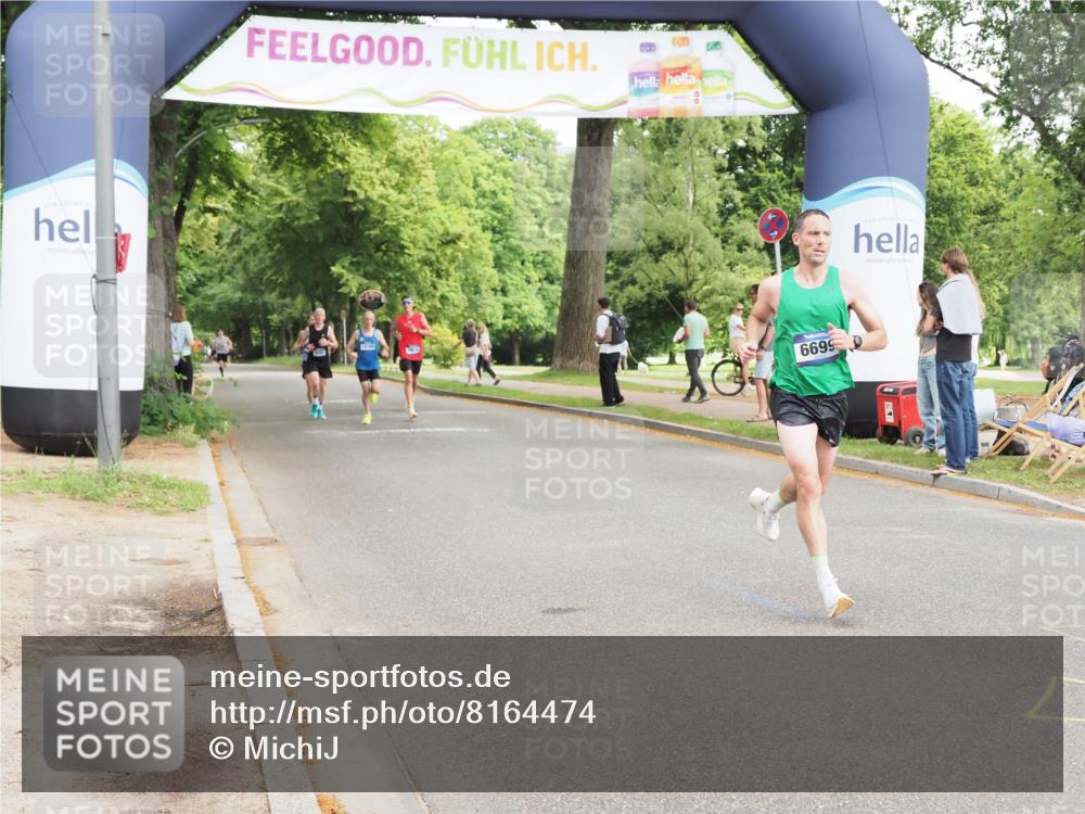 29.06.2025 - hella hamburg halbmarathon MichiJ http://msf.ph/oto/8164474 29.06.2025 10:13:32 Zwischen KM18-KM19 6699 meine-sportfotos.de