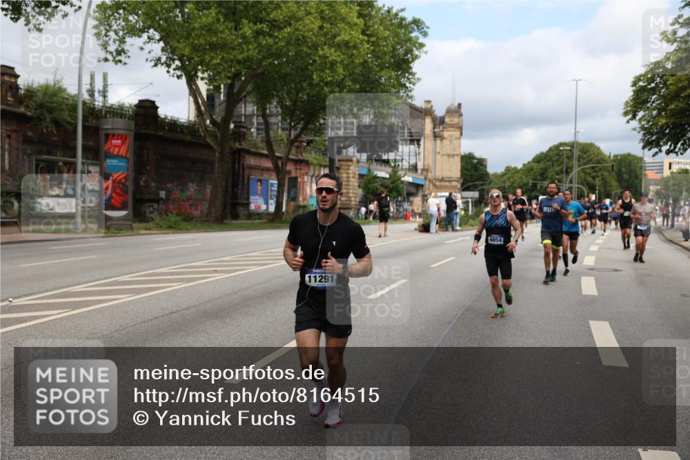 29.06.2025 - hella hamburg halbmarathon Yannick Fuchs http://msf.ph/oto/8164515 29.06.2025 10:40:02 20KM 1569, 2138, 2270, 2367, 2590, 2707, 3056, 3186, 3477, 4277, 4854, 5648, 5706, 6054, 6071, 6290, 6711, 6831, 7056, 7385, 7450, 8374, 9105, 9585, 9710, 10792, 10796, 11291, 11495, 11821, 12084, 12277, 13525, 14374, 14385, 14764, 14911, 15563, 15636, 16513, 16624, 16725, 17499, 17674, 17835, 17960, 18081, 18185, 18346, 18407, 18637, 18862, 18878 meine-sportfotos.de
