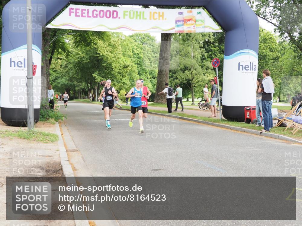 29.06.2025 - hella hamburg halbmarathon MichiJ http://msf.ph/oto/8164523 29.06.2025 10:13:35 Zwischen KM18-KM19 2459, 6699, 6816, 9447 meine-sportfotos.de
