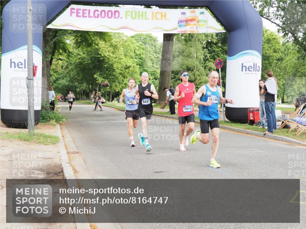 29.06.2025 - hella hamburg halbmarathon MichiJ http://msf.ph/oto/8164747 29.06.2025 10:13:36 Zwischen KM18-KM19 2459, 6699, 6816, 9447, 16169 meine-sportfotos.de