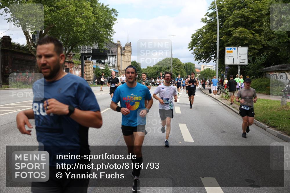 29.06.2025 - hella hamburg halbmarathon Yannick Fuchs http://msf.ph/oto/8164793 29.06.2025 10:40:06 20KM 1569, 1600, 2138, 2270, 2367, 2590, 2707, 3056, 3186, 3477, 4277, 4345, 4854, 5648, 6054, 6071, 6290, 6460, 6711, 7056, 7385, 7450, 8374, 9585, 10792, 10796, 11291, 11495, 11773, 11821, 11936, 12084, 12277, 13525, 14200, 14374, 14385, 14764, 14911, 15563, 15636, 15741, 16513, 16624, 17499, 17674, 17835, 18081, 18346, 18637, 18878 meine-sportfotos.de