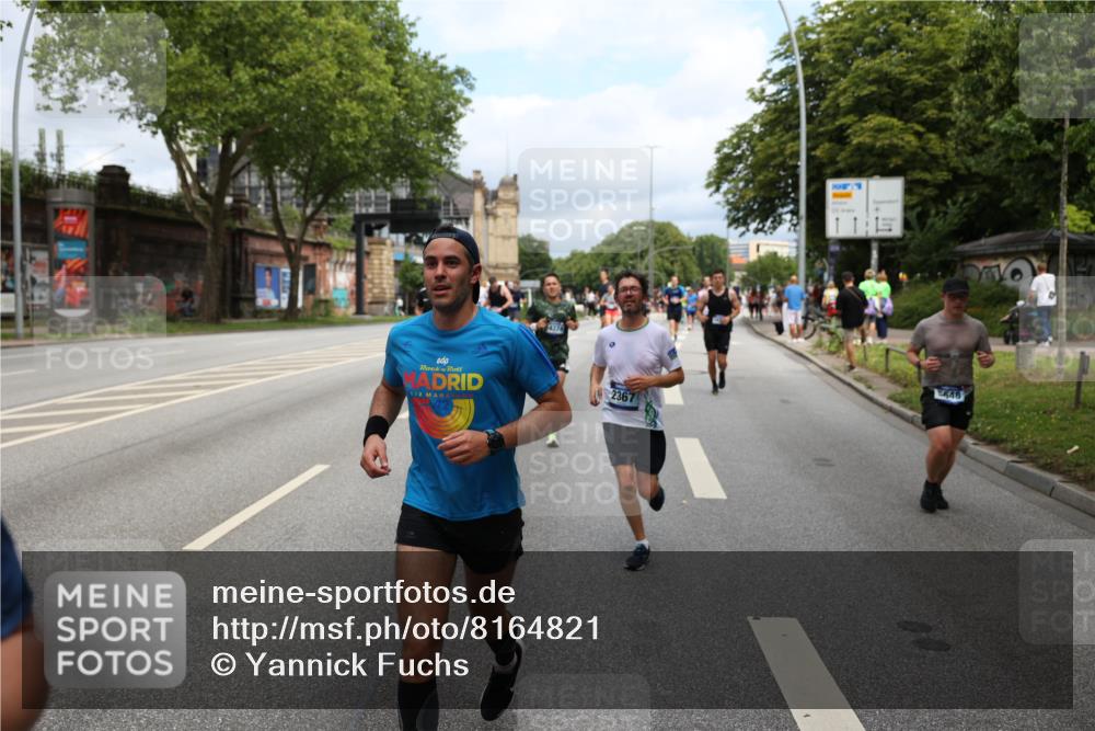 29.06.2025 - hella hamburg halbmarathon Yannick Fuchs http://msf.ph/oto/8164821 29.06.2025 10:40:06 20KM 1569, 1600, 2138, 2270, 2367, 2590, 2707, 3056, 3186, 3477, 4277, 4345, 4854, 5648, 6054, 6071, 6290, 6460, 6711, 7056, 7385, 7450, 8374, 9585, 10792, 10796, 11291, 11495, 11773, 11821, 11936, 12084, 12277, 13525, 14200, 14374, 14385, 14764, 14911, 15563, 15636, 15741, 16513, 16624, 17499, 17674, 17835, 18081, 18346, 18637, 18878 meine-sportfotos.de