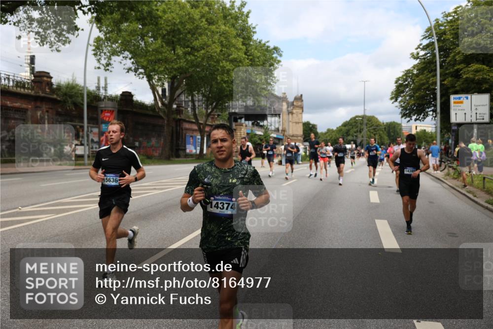 29.06.2025 - hella hamburg halbmarathon Yannick Fuchs http://msf.ph/oto/8164977 29.06.2025 10:40:08 20KM 1569, 1600, 1920, 2048, 2138, 2270, 2367, 2590, 2707, 3056, 3186, 3477, 4277, 4345, 4854, 5648, 6071, 6290, 6460, 6711, 7056, 7385, 7450, 8374, 9585, 10792, 10796, 11495, 11773, 11821, 11936, 12084, 12277, 13525, 14200, 14374, 14385, 14764, 14911, 15563, 15636, 15741, 16513, 16624, 17499, 17674, 17835, 18081, 18346, 18637, 18878 meine-sportfotos.de