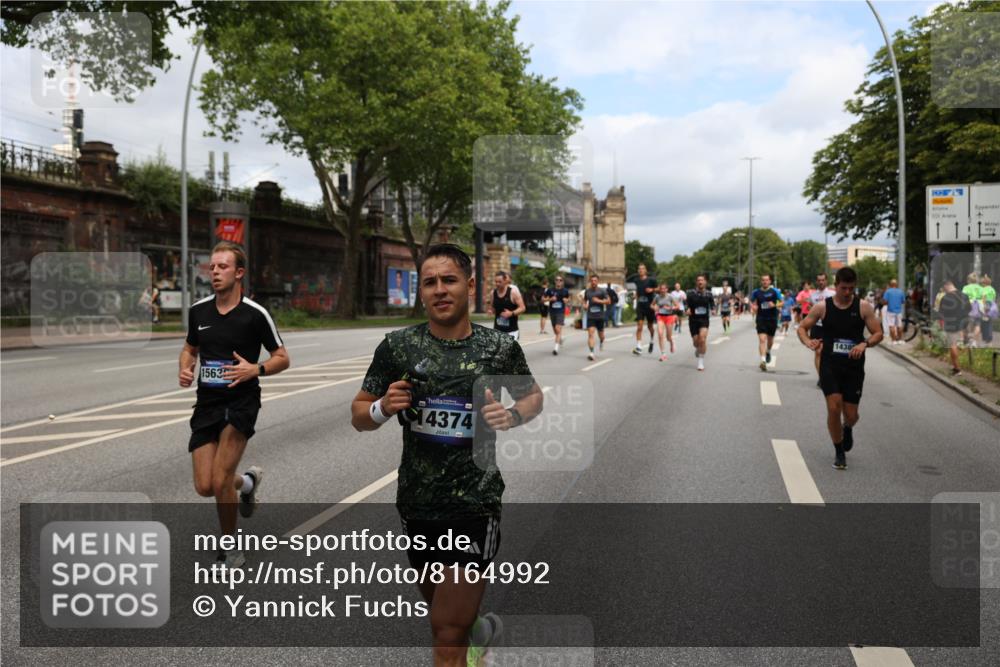 29.06.2025 - hella hamburg halbmarathon Yannick Fuchs http://msf.ph/oto/8164992 29.06.2025 10:40:08 20KM 1569, 1600, 1920, 2048, 2138, 2270, 2367, 2590, 2707, 3056, 3186, 3477, 4277, 4345, 4854, 5648, 6071, 6290, 6460, 6711, 7056, 7385, 7450, 8374, 9585, 10792, 10796, 11495, 11773, 11821, 11936, 12084, 12277, 13525, 14200, 14374, 14385, 14764, 14911, 15563, 15636, 15741, 16513, 16624, 17499, 17674, 17835, 18081, 18346, 18637, 18878 meine-sportfotos.de