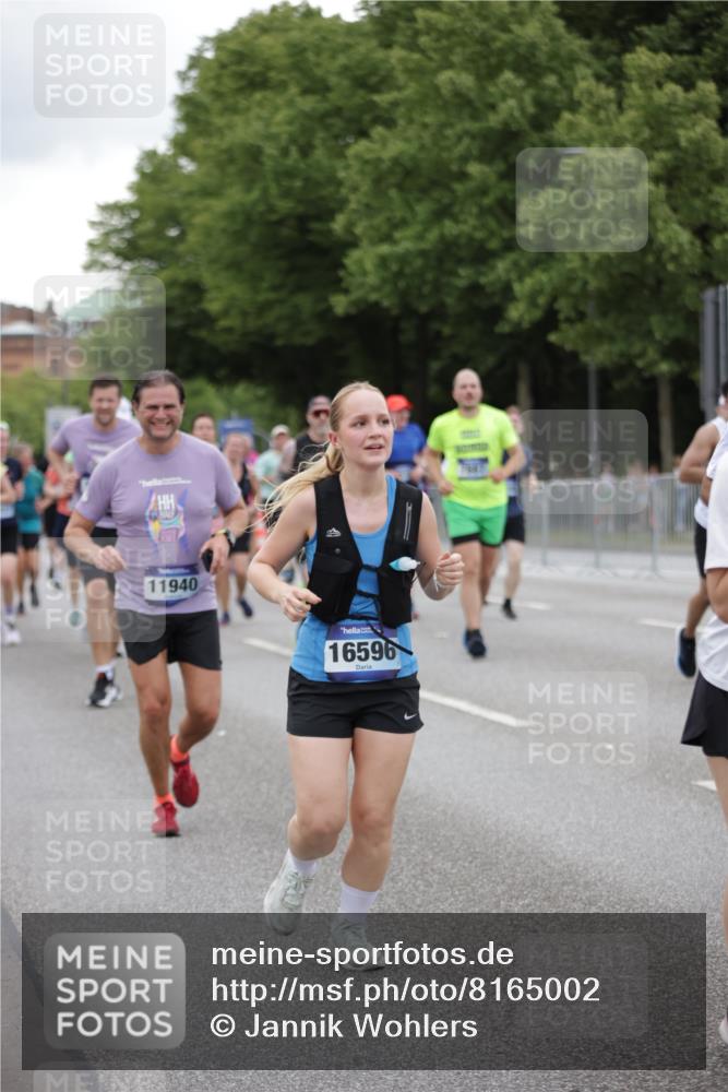 29.06.2025 - hella hamburg halbmarathon Jannik Wohlers http://msf.ph/oto/8165002 29.06.2025 11:04:28 Lombardsbrücke 1081, 1082, 1112, 1127, 2181, 2549, 2872, 3270, 3643, 3969, 4673, 5536, 5578, 7061, 7063, 7157, 7220, 7510, 7887, 8103, 9040, 9042, 9044, 9089, 9207, 9238, 9283, 9286, 9377, 9679, 10014, 10642, 10678, 11151, 11288, 11397, 11570, 11669, 11805, 11927, 11940, 11990, 12195, 12340, 12386, 12451, 12639, 15007, 15058, 15213, 15314, 15989, 15990, 16210, 16259, 16442, 16583, 16596, 17923 meine-sportfotos.de