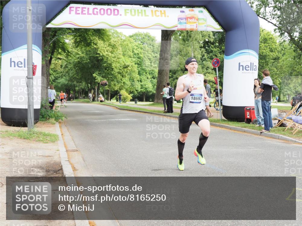 29.06.2025 - hella hamburg halbmarathon MichiJ http://msf.ph/oto/8165250 29.06.2025 10:13:42 Zwischen KM18-KM19 2459, 6816, 9447, 16169, 18693 meine-sportfotos.de