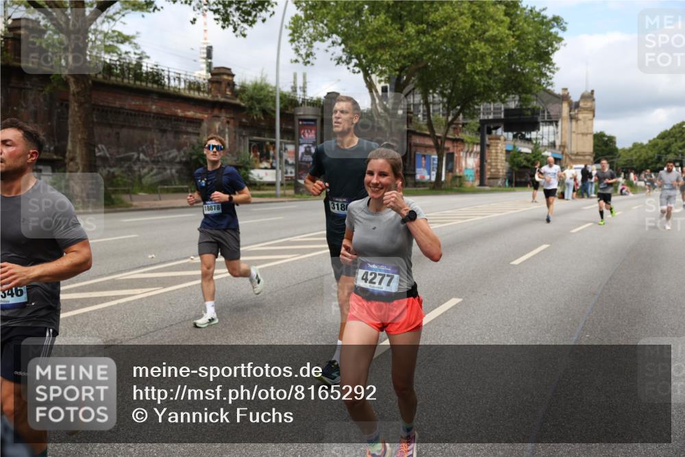 29.06.2025 - hella hamburg halbmarathon Yannick Fuchs http://msf.ph/oto/8165292 29.06.2025 10:40:13 20KM 1569, 1600, 1920, 2048, 2138, 2189, 2270, 2590, 2707, 3056, 3186, 3477, 4277, 4345, 4854, 6071, 6290, 6460, 6532, 6711, 7056, 7385, 7450, 8269, 8374, 8577, 8668, 9585, 10792, 10796, 11094, 11495, 11773, 11936, 12084, 12277, 13525, 14062, 14200, 14228, 14385, 14462, 14764, 14804, 14911, 15563, 15741, 16513, 16624, 17499, 17674, 17835, 18081, 18346, 18637, 18878 meine-sportfotos.de