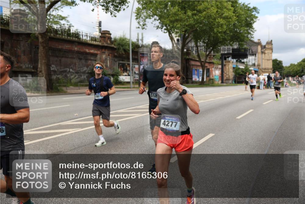 29.06.2025 - hella hamburg halbmarathon Yannick Fuchs http://msf.ph/oto/8165306 29.06.2025 10:40:13 20KM 1569, 1600, 1920, 2048, 2138, 2189, 2270, 2590, 2707, 3056, 3186, 3477, 4277, 4345, 4854, 6071, 6290, 6460, 6532, 6711, 7056, 7385, 7450, 8269, 8374, 8577, 8668, 9585, 10792, 10796, 11094, 11495, 11773, 11936, 12084, 12277, 13525, 14062, 14200, 14228, 14385, 14462, 14764, 14804, 14911, 15563, 15741, 16513, 16624, 17499, 17674, 17835, 18081, 18346, 18637, 18878 meine-sportfotos.de