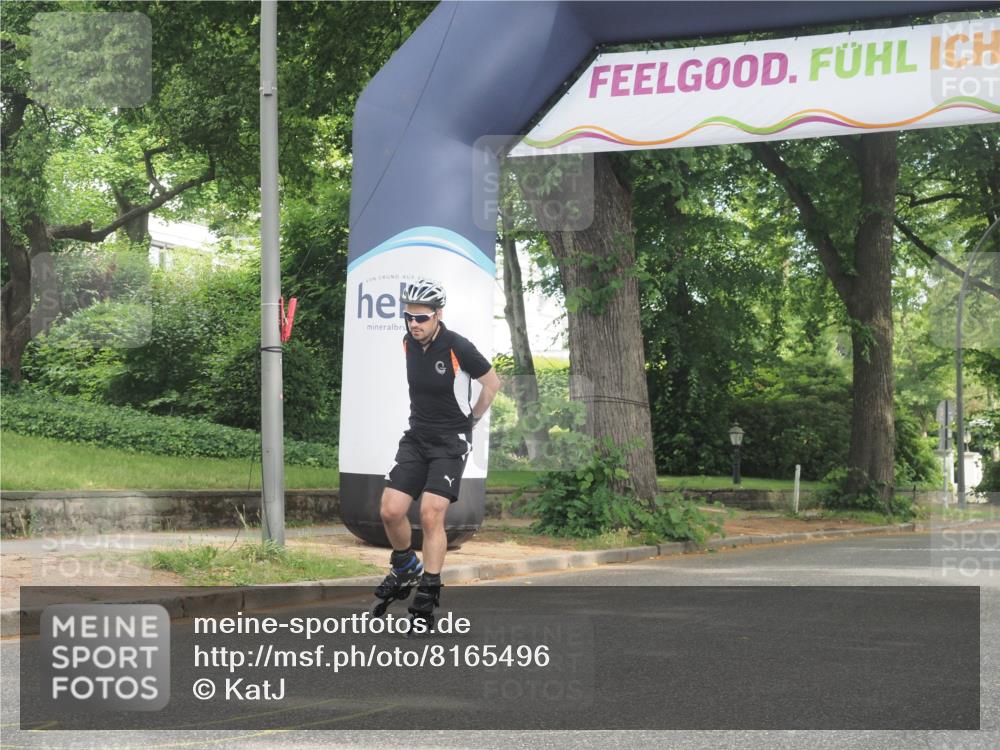 29.06.2025 - hella hamburg halbmarathon KatJ http://msf.ph/oto/8165496 29.06.2025 09:14:59 Zwischen KM18-KM19  meine-sportfotos.de