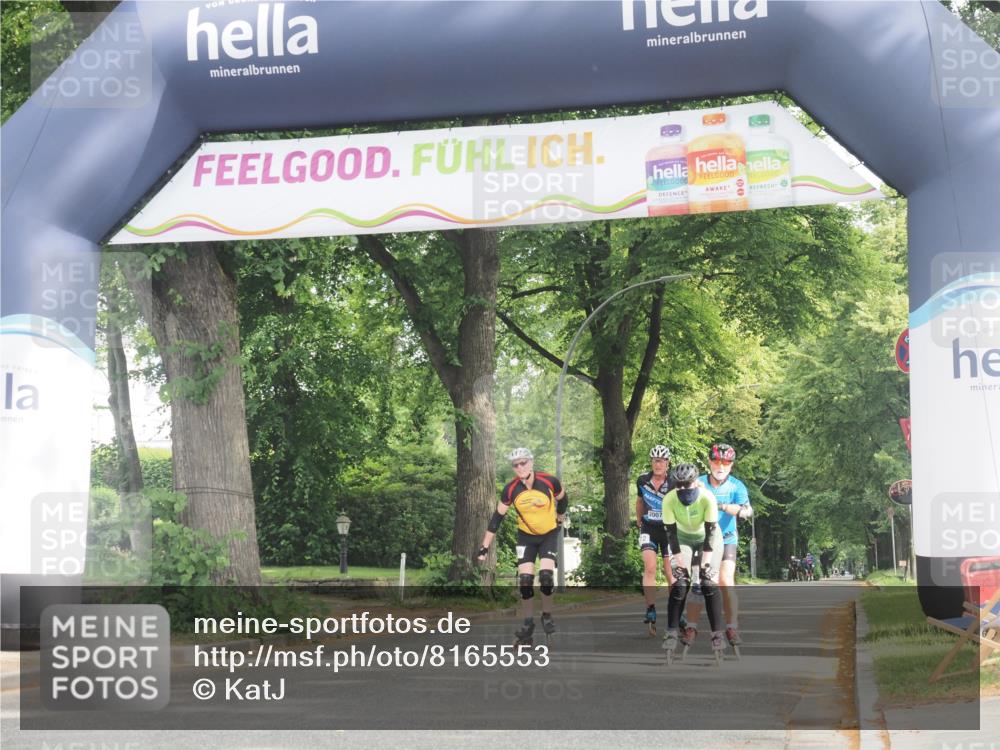 29.06.2025 - hella hamburg halbmarathon KatJ http://msf.ph/oto/8165553 29.06.2025 09:15:08 Zwischen KM18-KM19  meine-sportfotos.de