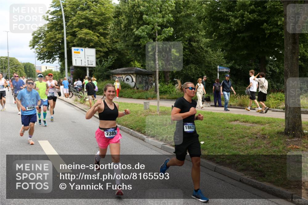 29.06.2025 - hella hamburg halbmarathon Yannick Fuchs http://msf.ph/oto/8165593 29.06.2025 10:40:16 20KM 1569, 1600, 1759, 1920, 2048, 2138, 2189, 2270, 2590, 2707, 3056, 3186, 3477, 4277, 4345, 4854, 6071, 6290, 6460, 6532, 6711, 7385, 7450, 8269, 8577, 8668, 9585, 10792, 10796, 11094, 11495, 11773, 11936, 12084, 12277, 13525, 14062, 14200, 14228, 14385, 14462, 14764, 14804, 14911, 15563, 15741, 16513, 16624, 17499, 17674, 17835, 18081, 18346, 18637, 18878 meine-sportfotos.de