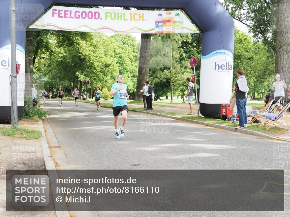 29.06.2025 - hella hamburg halbmarathon MichiJ http://msf.ph/oto/8166110 29.06.2025 10:14:05 Zwischen KM18-KM19 7963, 10780, 11678, 13440 meine-sportfotos.de
