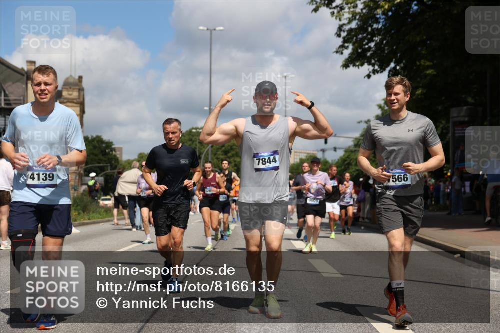 29.06.2025 - hella hamburg halbmarathon Yannick Fuchs http://msf.ph/oto/8166135 29.06.2025 11:37:48 20KM 1230, 1314, 1661, 2173, 3524, 3607, 3810, 3896, 4139, 4329, 4612, 5139, 5707, 6137, 6250, 6344, 6379, 8745, 8984, 8993, 9009, 9455, 9470, 9937, 9946, 10145, 10269, 11097, 11479, 11637, 12028, 12298, 12318, 12660, 12661, 13018, 13495, 13715, 13848, 13952, 13957, 14037, 15101, 15345, 15669, 16306, 16390, 16449, 16450, 16560, 16577, 17139, 18332, 18400, 18401, 18544, 18674, 18872, 18918 meine-sportfotos.de