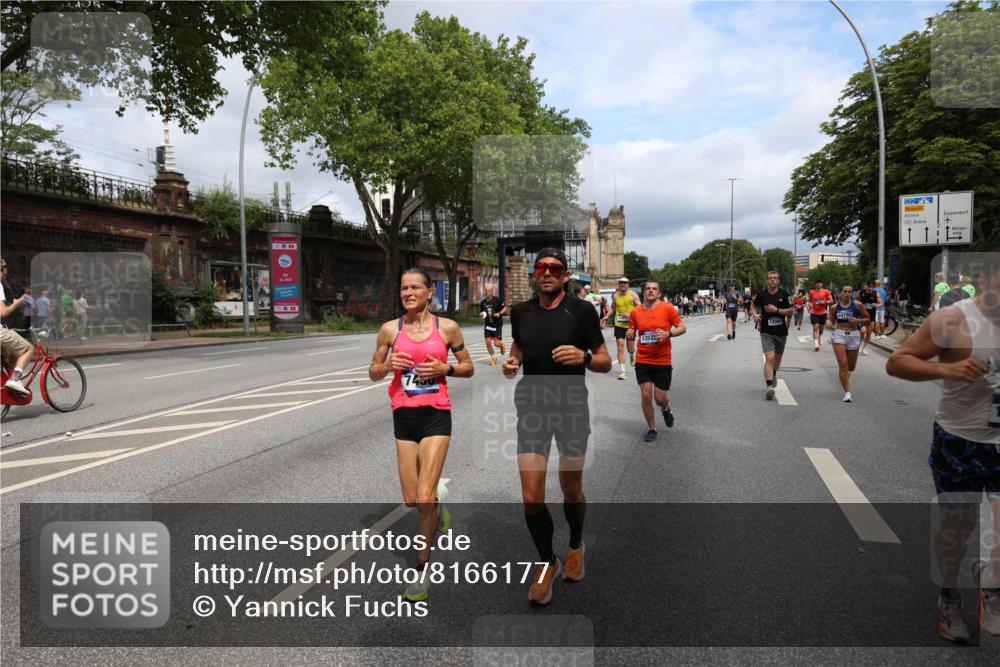 29.06.2025 - hella hamburg halbmarathon Yannick Fuchs http://msf.ph/oto/8166177 29.06.2025 10:40:23 20KM 1569, 1600, 1759, 1920, 2048, 2138, 2189, 2590, 3477, 4345, 6290, 6460, 6532, 6700, 6711, 7450, 7961, 8269, 8577, 8668, 10792, 10796, 11094, 11125, 11495, 11773, 11936, 12084, 12277, 13525, 13630, 14062, 14200, 14228, 14462, 14804, 14911, 15741, 16624, 17190, 17332, 17499, 17674, 17835, 18081, 19128 meine-sportfotos.de