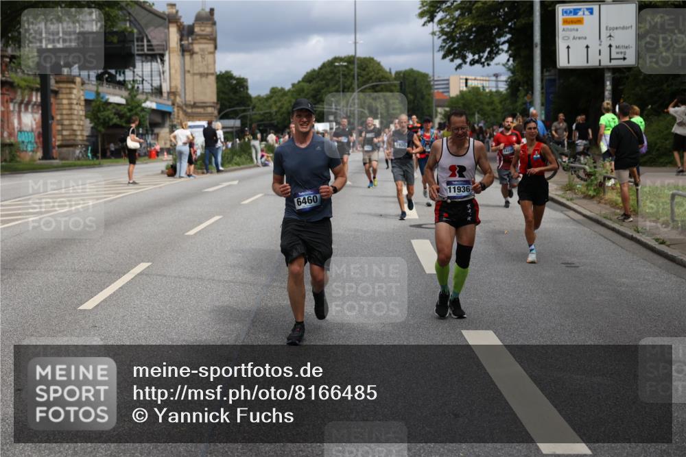 29.06.2025 - hella hamburg halbmarathon Yannick Fuchs http://msf.ph/oto/8166485 29.06.2025 10:40:28 20KM 1569, 1600, 1759, 1920, 2048, 2138, 2189, 2842, 3477, 4345, 4949, 6388, 6460, 6532, 6700, 6711, 7961, 8269, 8577, 8668, 10792, 10796, 11094, 11125, 11491, 11773, 11936, 12084, 12277, 13525, 13630, 14062, 14200, 14228, 14462, 14804, 14911, 15741, 16286, 17190, 17332, 17892, 19128 meine-sportfotos.de